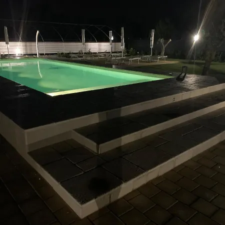 Casa Caleta Bed & Breakfast 4*