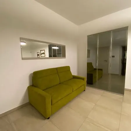 Casa Caleta 4*