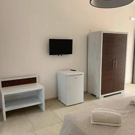 Casa Caleta 4*
